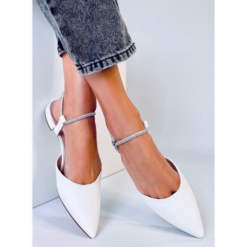 Ballerinor med öppen klack från Durie White vit 2