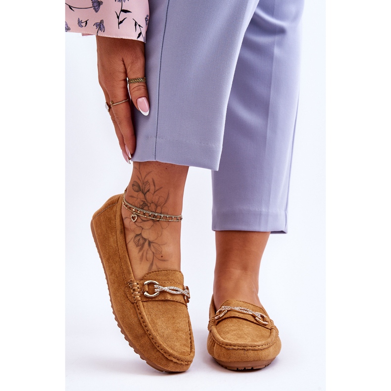 Klassiska Loafers i mocka med Camel Amera-utsmyckning brun 1