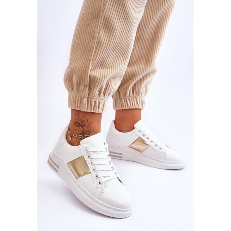 Klassiska Follow Me Sportskor i vitt och guld 2