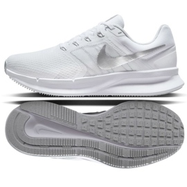 Löparskor Nike Run Swift 3 W DR2698 101 vit 1