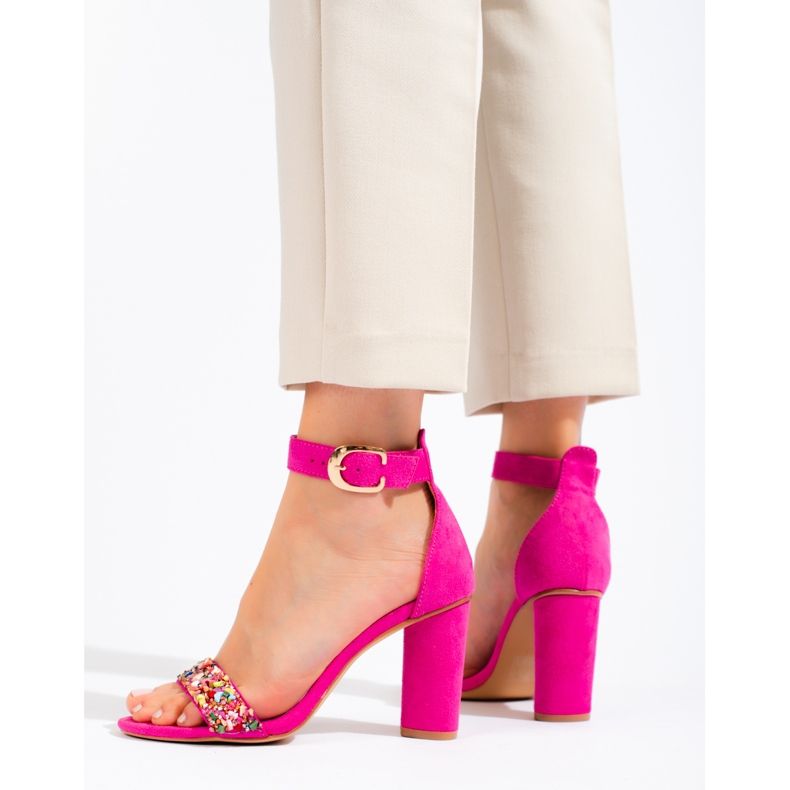 Fuchsiasandaler för kvinnor med dekorativa Vinceza-stenar rosa 1
