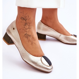 Läder lågklackade pumpar Maciejka 05960-25 Guld gyllene 2