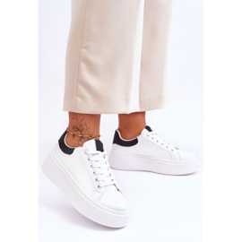 Sportskor På En Massiv Plattform Vit Och Svart Boneti 2