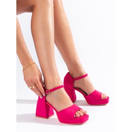 Vinceza-sandaler i rosa mockaklack 1