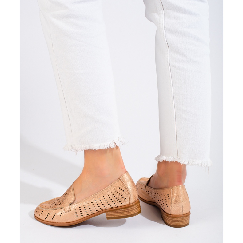 SHELOVET Damskor i guld genombrutna Potocki beige 2