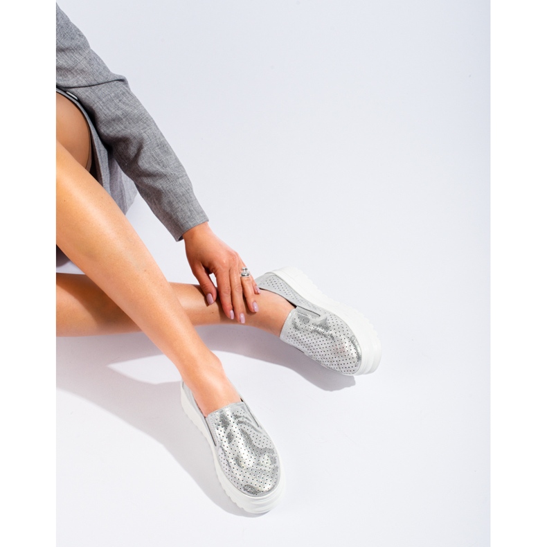 Kvinnors silver slip on läderskor Shelovet silver- 1